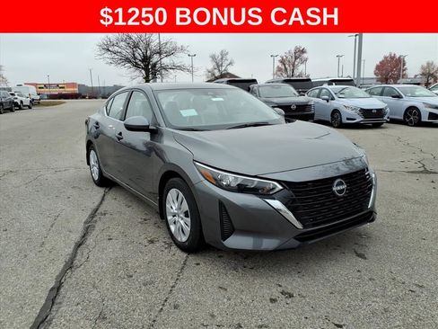 New 2025 Nissan Sentra S image 2