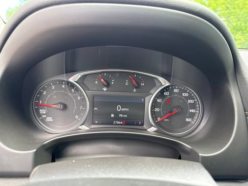 Used 2024 GMC Terrain AT4 w/ LPO, 'HIT The Road' Package AWD/4WD image 30
