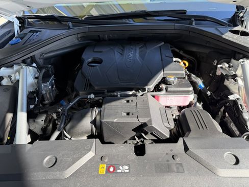 Used 2025 Genesis GV70 2.5T w/ Sport Prestige Package image 44