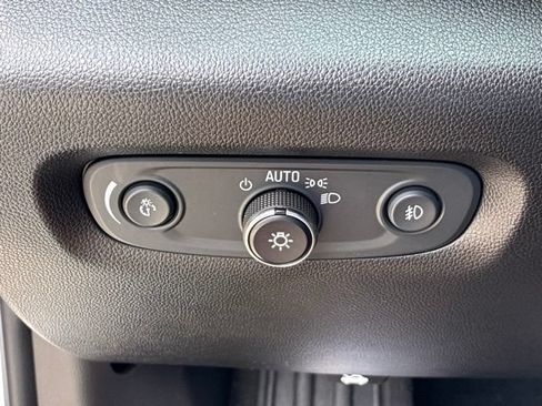 Used 2019 Chevrolet Traverse Premier w/ Redline Edition AWD/4WD image 32