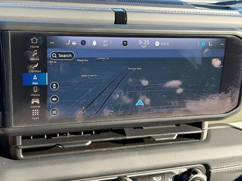 Used 2024 Jeep Wrangler High Altitude image 24