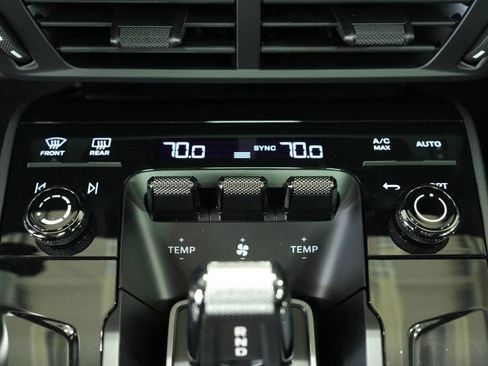 New 2026 Porsche 911 Carrera 4S image 22