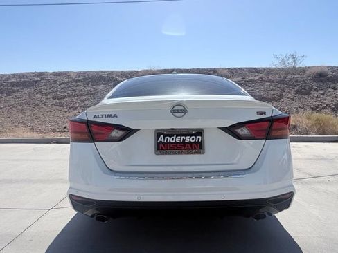 Certified 2023 Nissan Altima 2.5 SR w/ SR Premium Package FWD image 7