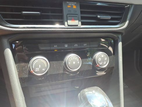 Certified 2023 Volkswagen Taos S FWD image 22