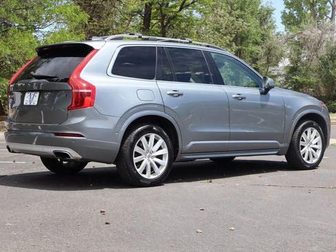 Used 2017 Volvo XC90 T6 Momentum w/ Vision Package AWD/4WD image 5