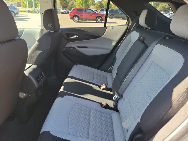Used 2023 Chevrolet Equinox LT FWD image 21