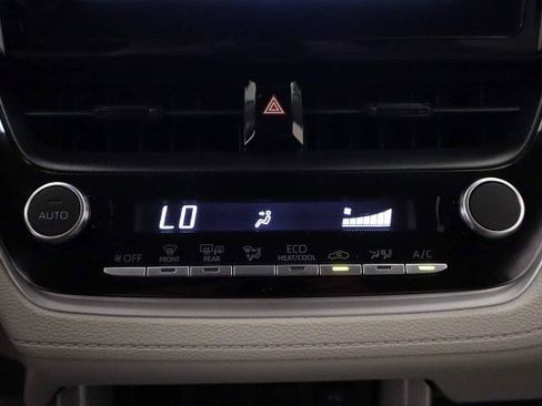 Used 2023 Toyota Corolla Cross LE FWD image 10