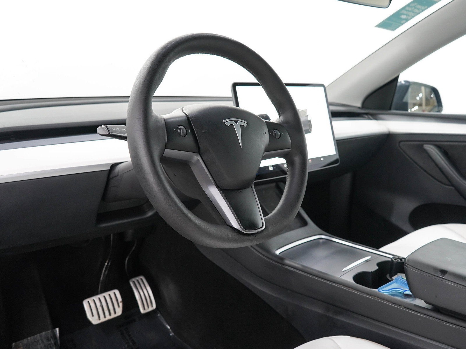 Used 2023 Tesla Model Y Performance AWD/4WD image 23