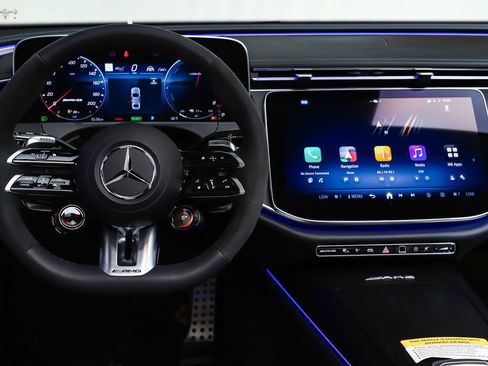 New 2026 Mercedes-Benz E 53 AMG e 4MATIC Sedan image 14
