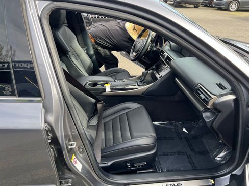 Used 2018 Lexus IS 300 F Sport image 25