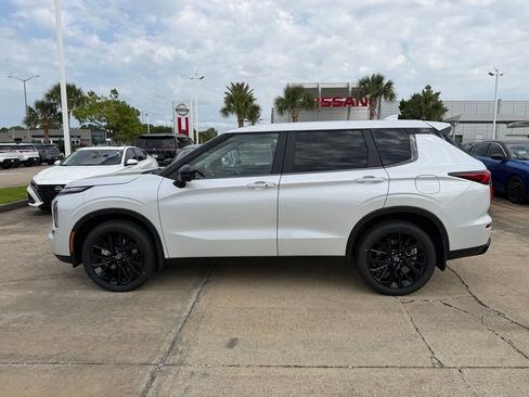 New 2026 Nissan Rogue SL AWD/4WD image 2