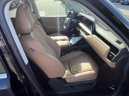 Certified 2025 INFINITI QX80 Sensory AWD/4WD image 10