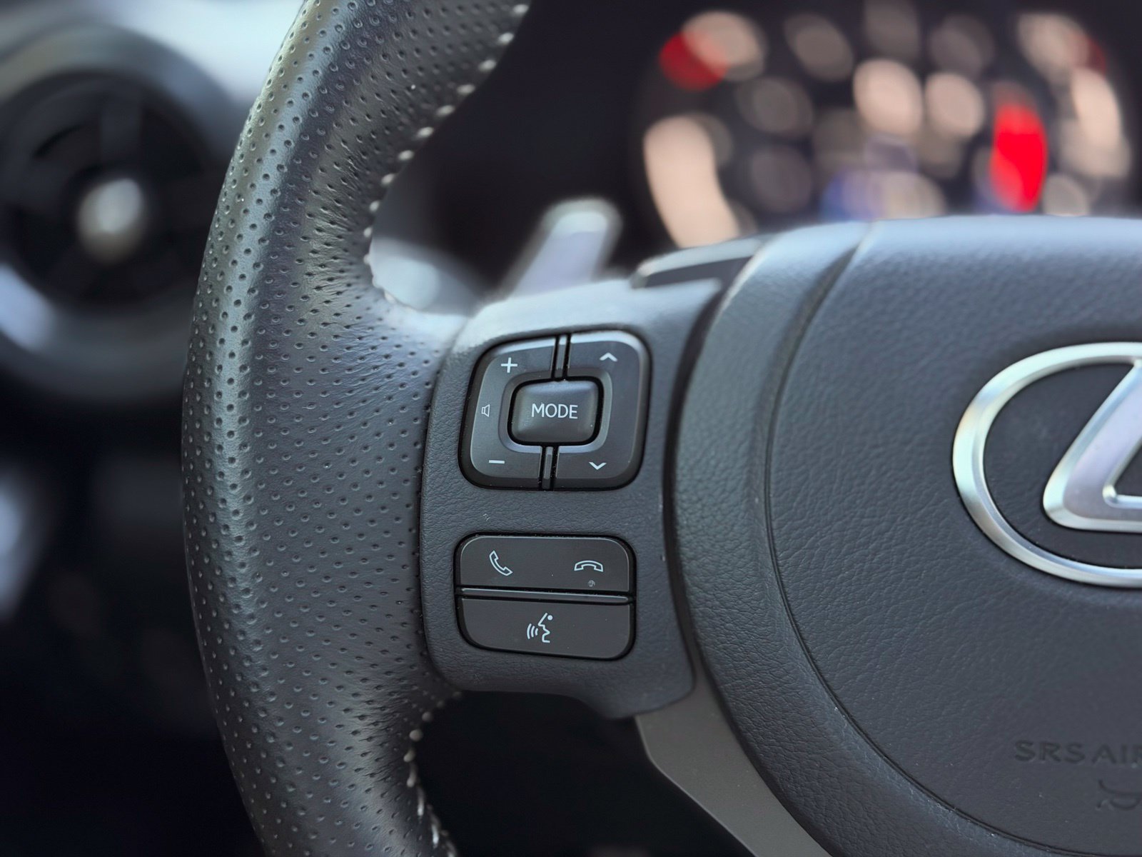 Used 2025 Lexus IS 500 w/ Accessory Package 2 RWD image 45