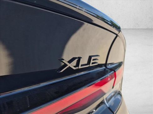 Used 2026 Toyota Prius XLE FWD image 14