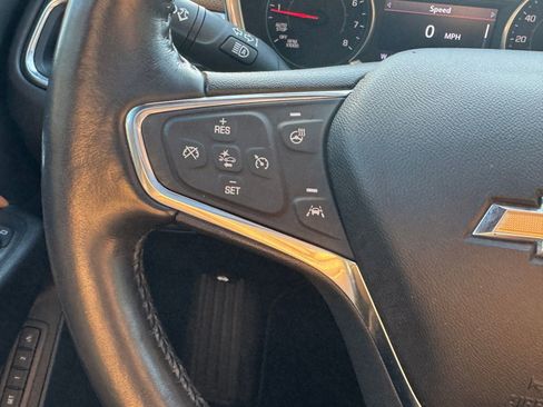 Used 2021 Chevrolet Equinox Premier image 24