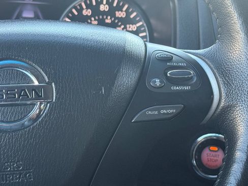 Used 2019 Nissan Pathfinder SL FWD image 29