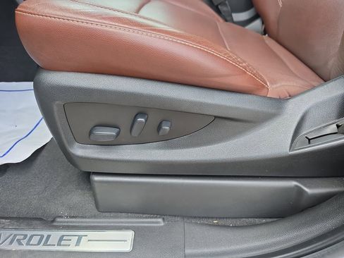 Used 2019 Chevrolet Tahoe Premier w/ Premier Plus Edition AWD/4WD image 10