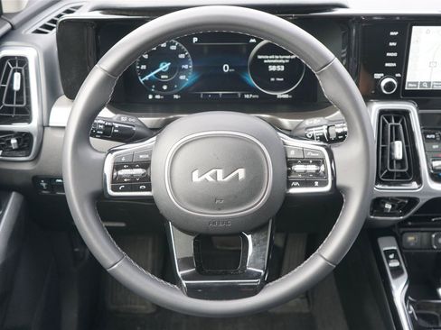 Used 2023 Kia Sorento SX AWD/4WD image 26