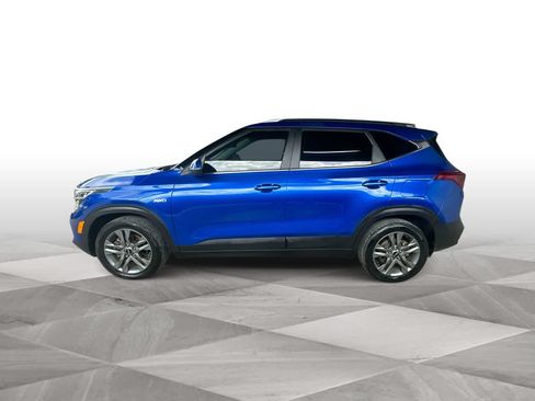 Used 2023 Kia Seltos S w/ Navigation Package AWD/4WD image 5