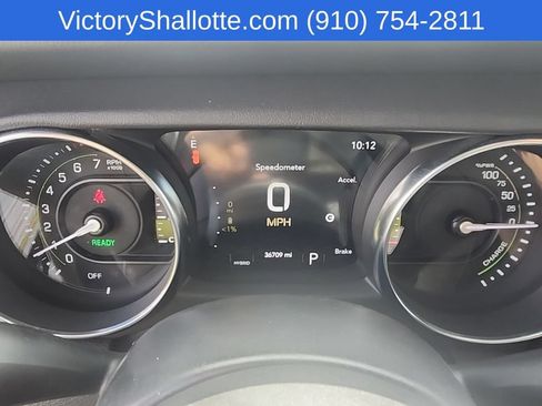 Certified 2022 Jeep Wrangler Unlimited Sahara w/ Cold Weather Group AWD/4WD image 15