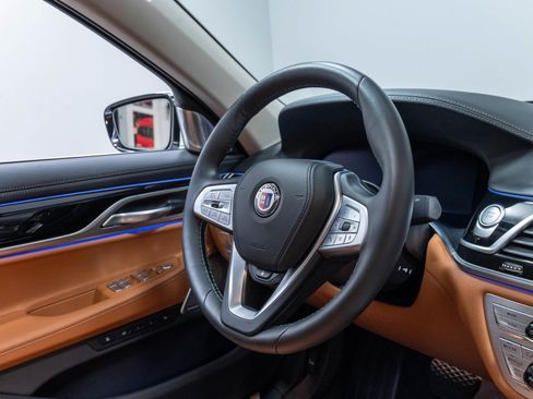 Used 2022 BMW ALPINA B7 xDrive AWD/4WD image 74