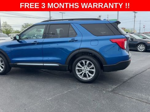 Used 2020 Ford Explorer XLT w/ Equipment Group 202A AWD/4WD image 4
