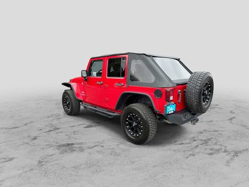 Used 2012 Jeep Wrangler Unlimited Sport AWD/4WD image 6