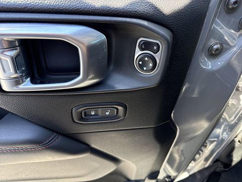 Used 2020 Jeep Gladiator Rubicon image 14