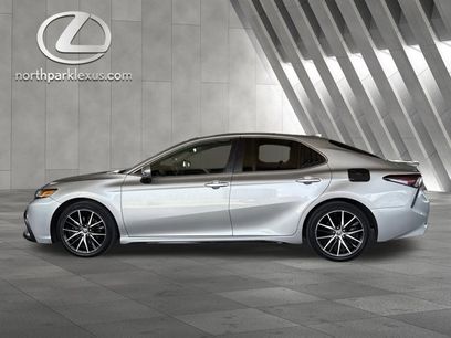 Used 2022 Toyota Camry SE