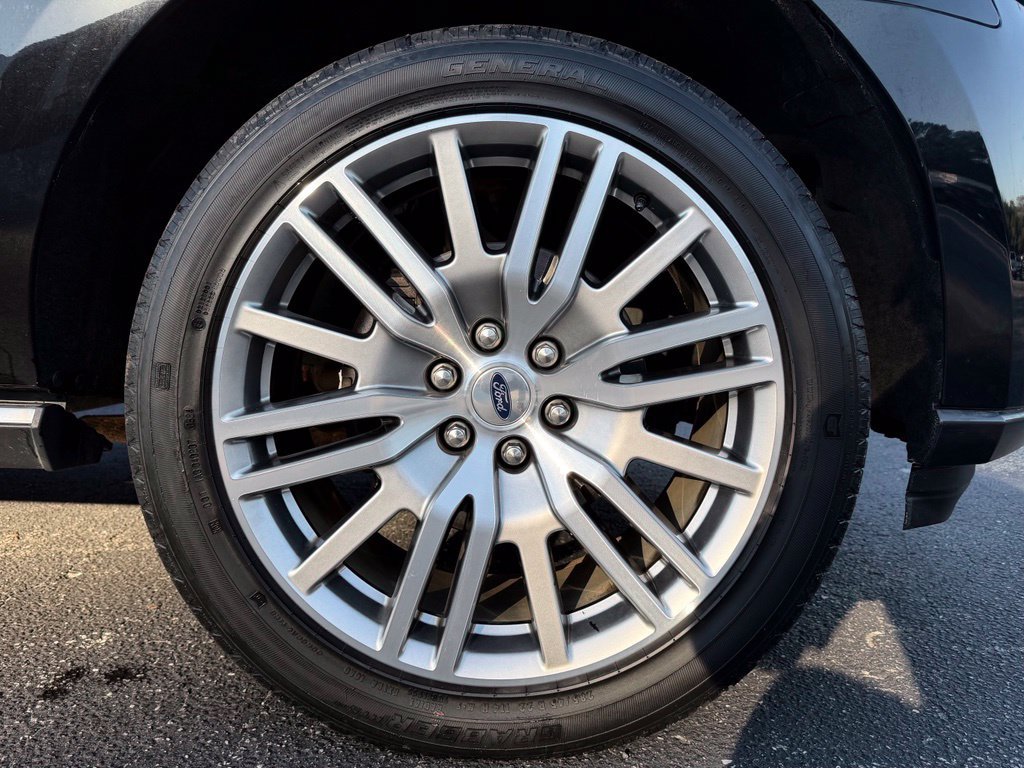Used 2024 Ford Expedition Max Limited RWD image 12
