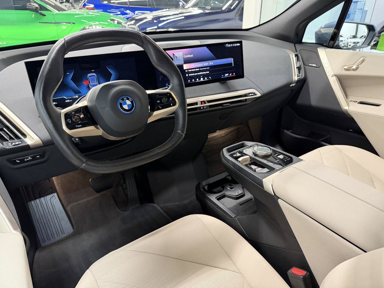 Used 2024 BMW iX xDrive50 w/ Sport Package AWD/4WD image 16