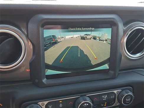 Certified 2021 Jeep Wrangler Unlimited Sahara image 18