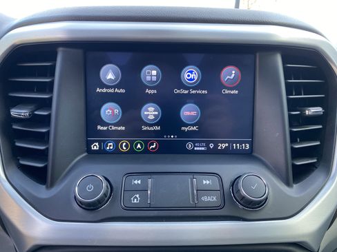 Used 2021 GMC Acadia SLT image 26