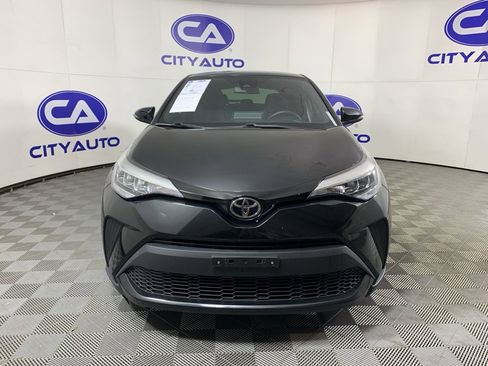 Used 2022 Toyota C-HR Nightshade image 9