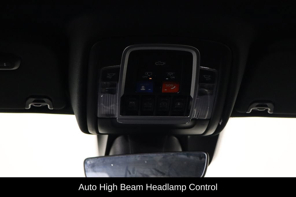 Used 2023 RAM 1500 Laramie AWD/4WD image 25