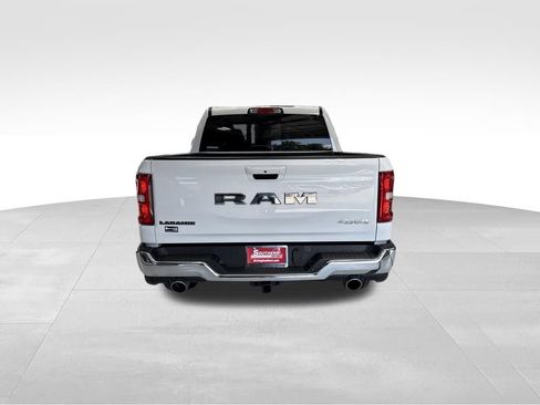 Used 2026 RAM 1500 Laramie AWD/4WD image 4