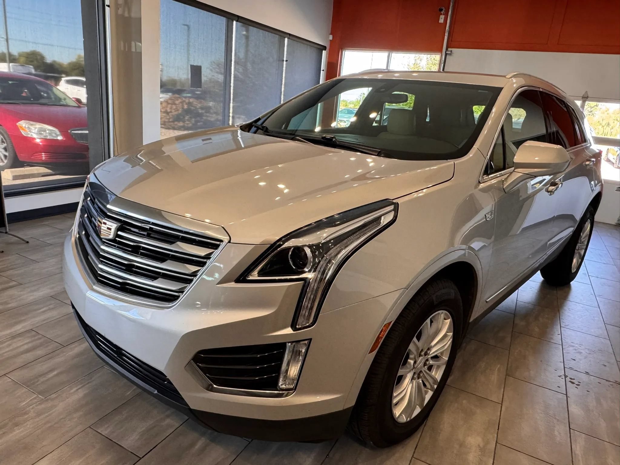 Used 2019 Cadillac XT5 FWD image 10