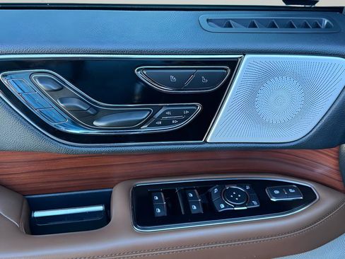 Used 2022 Lincoln Navigator L Reserve image 27