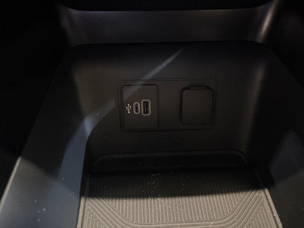 New 2027 Ford Explorer Active AWD/4WD image 18