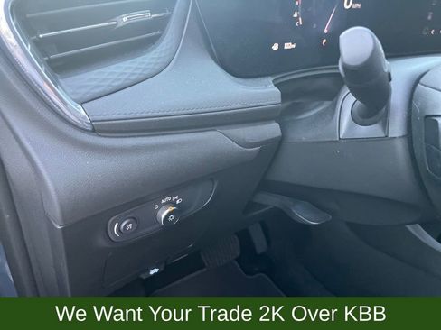 Used 2025 Buick Encore GX Preferred image 23