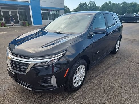 Used 2023 Chevrolet Equinox LT AWD/4WD image 3