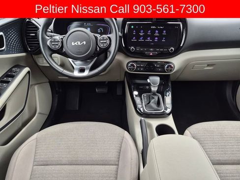 Used 2025 Kia Soul EX FWD image 23