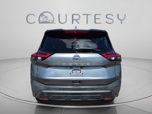 Used 2021 Nissan Rogue S FWD image 6