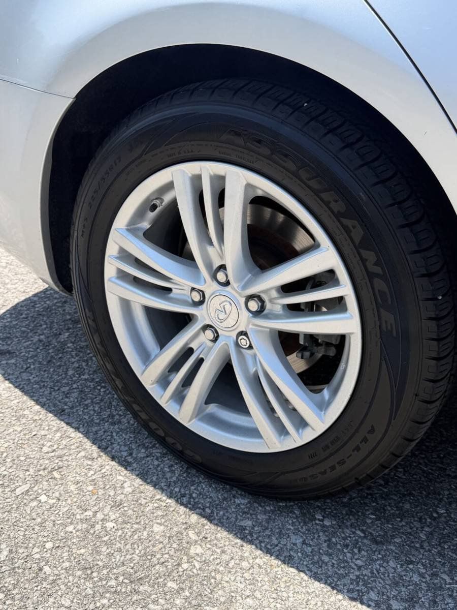 Used 2010 INFINITI G37 Journey w/ Premium Pkg RWD image 26