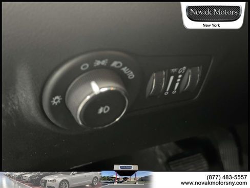 Used 2022 Jeep Compass Limited w/ Elite Group image 15