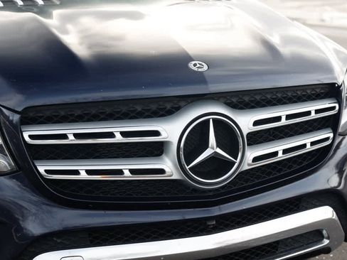 Used 2018 Mercedes-Benz GLS 450 4MATIC image 34