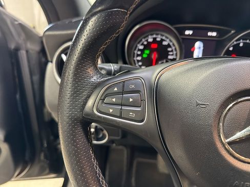 Used 2018 Mercedes-Benz CLA 250 4MATIC image 12