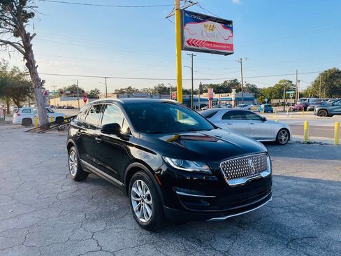Used 2019 Lincoln MKC Select w/ Select Plus Package image 2