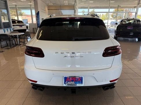 Used 2016 Porsche Macan Turbo AWD/4WD image 4