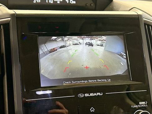 Used 2024 Subaru Forester Base image 13